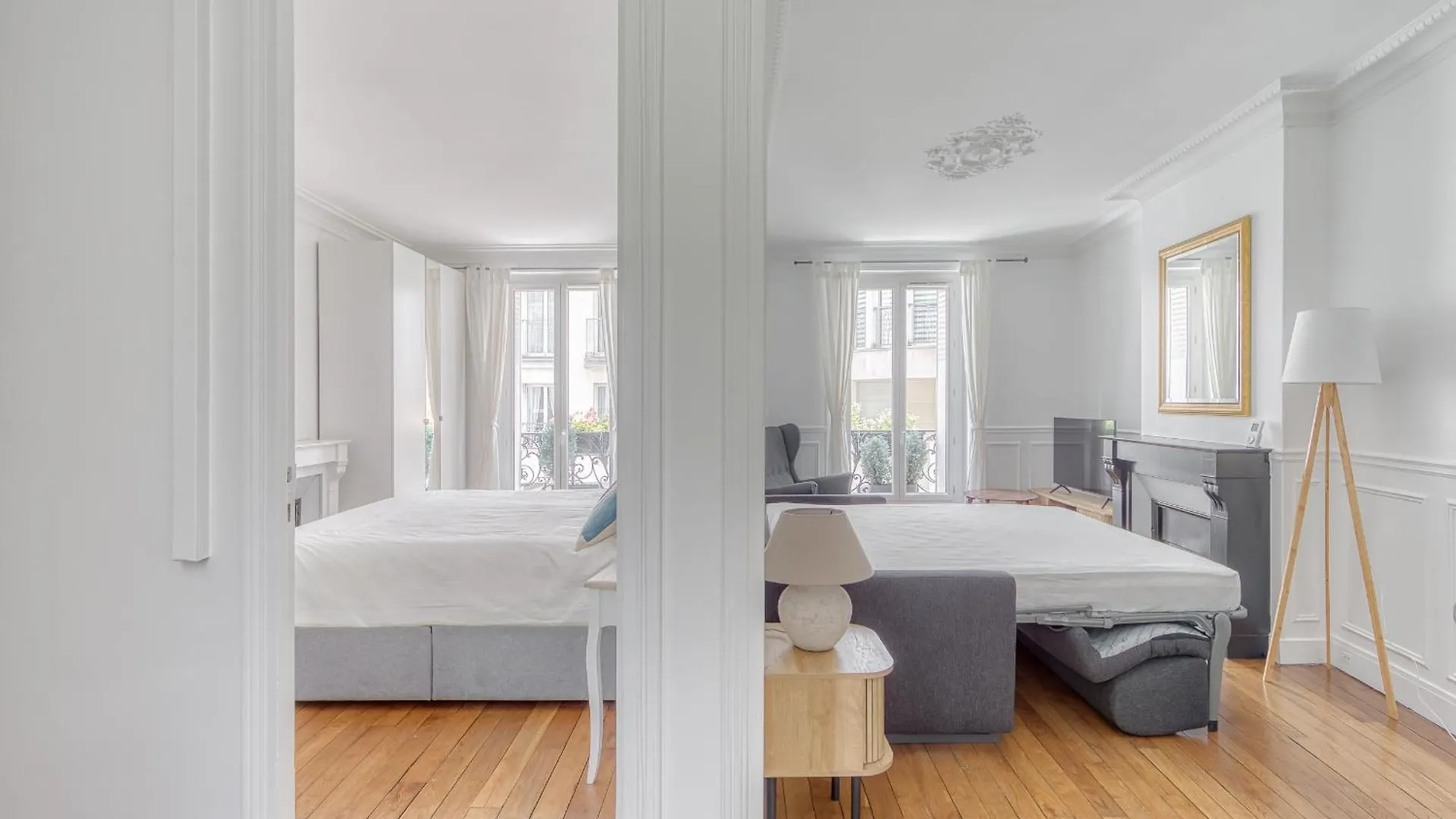 Eiffel Tower 10 Minutes 1br Renovated Apartment Paris