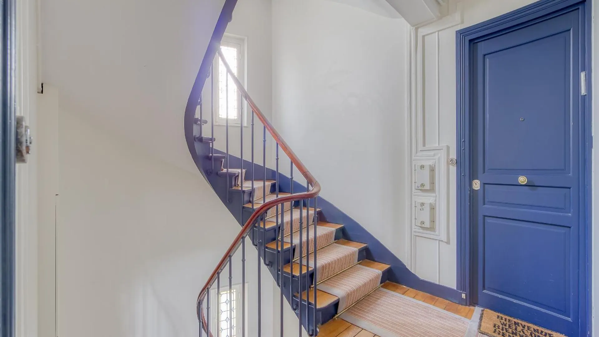 Eiffel Tower 10 Minutes 1br Renovated Daire